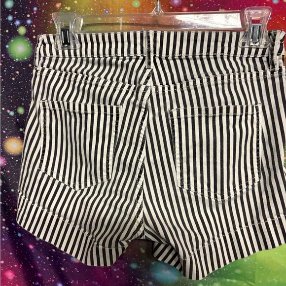 H&M Black and White Jean Shorts Classic Stripes - Picture 3 of 3